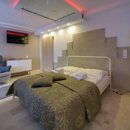 Invest Dworcowa 1 I 2 斯克拉斯卡波伦巴