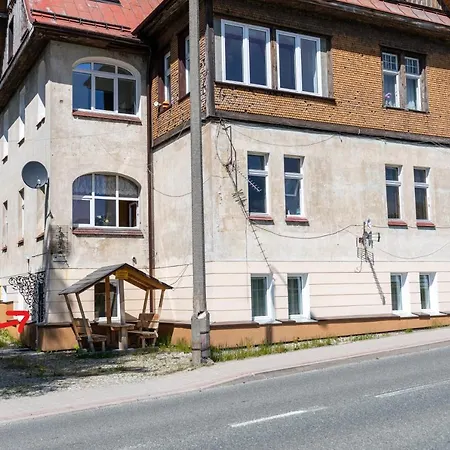 Invest Dworcowa 1 I 2 公寓