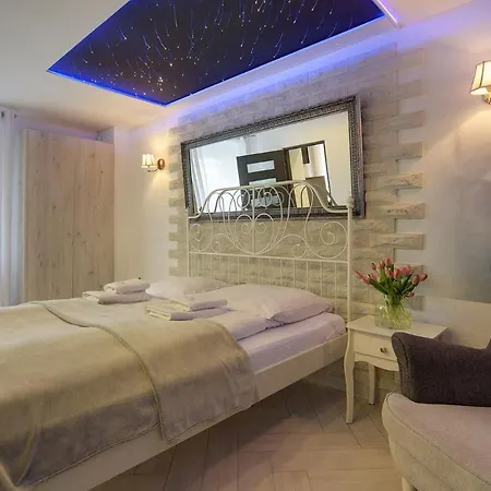 Invest Dworcowa 1 I 2