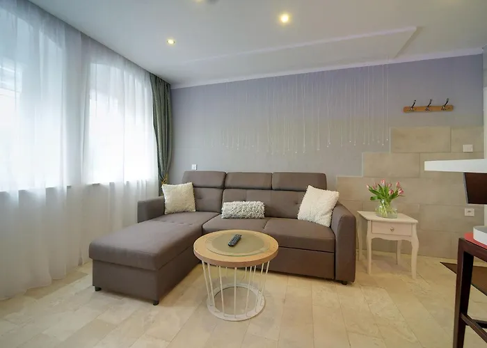 Invest Dworcowa 1 I 2 Szklarska Poreba